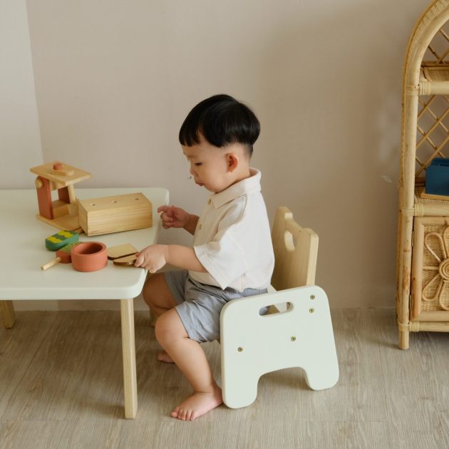 TINY Infant Chair - Image 2