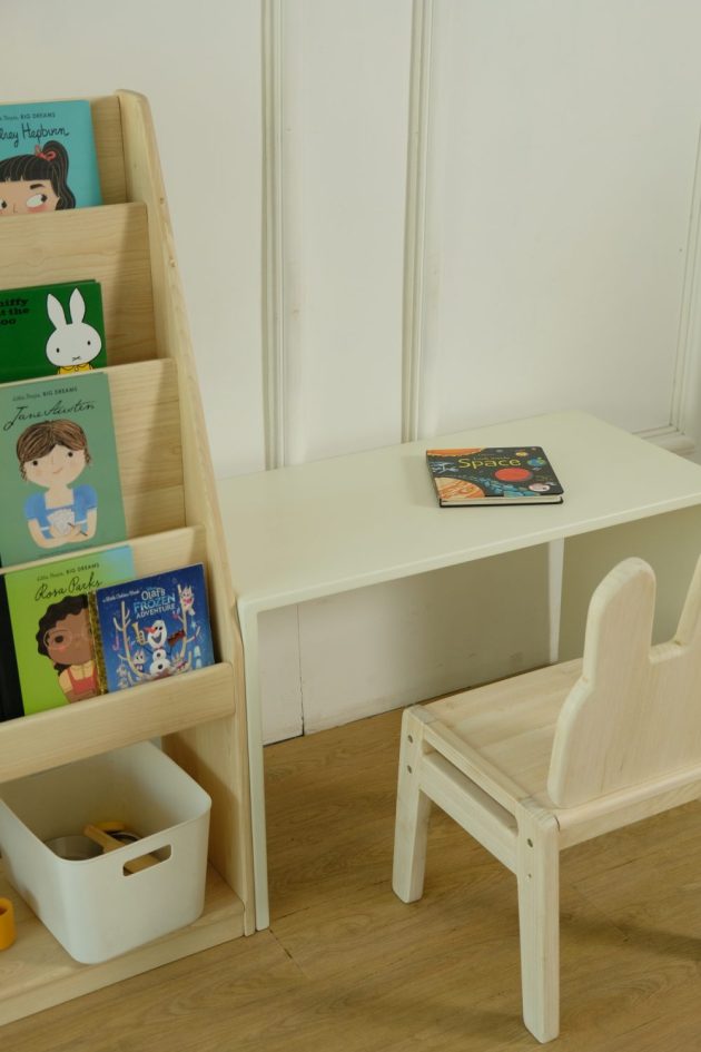 UMMA Kids Table - Image 3