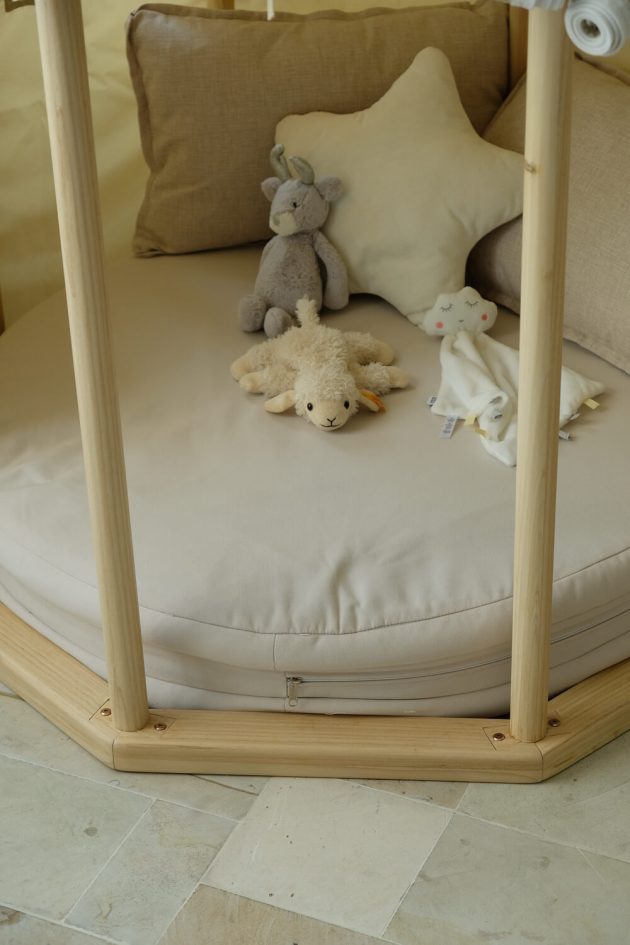 Louvi Set of 3 Pillows - Image 2
